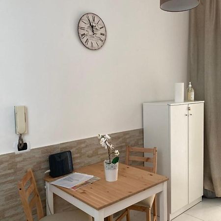 מלון נאפולי La Casa Di Flo מראה חיצוני תמונה