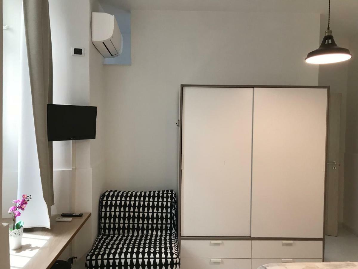 מלון נאפולי La Casa Di Flo מראה חיצוני תמונה