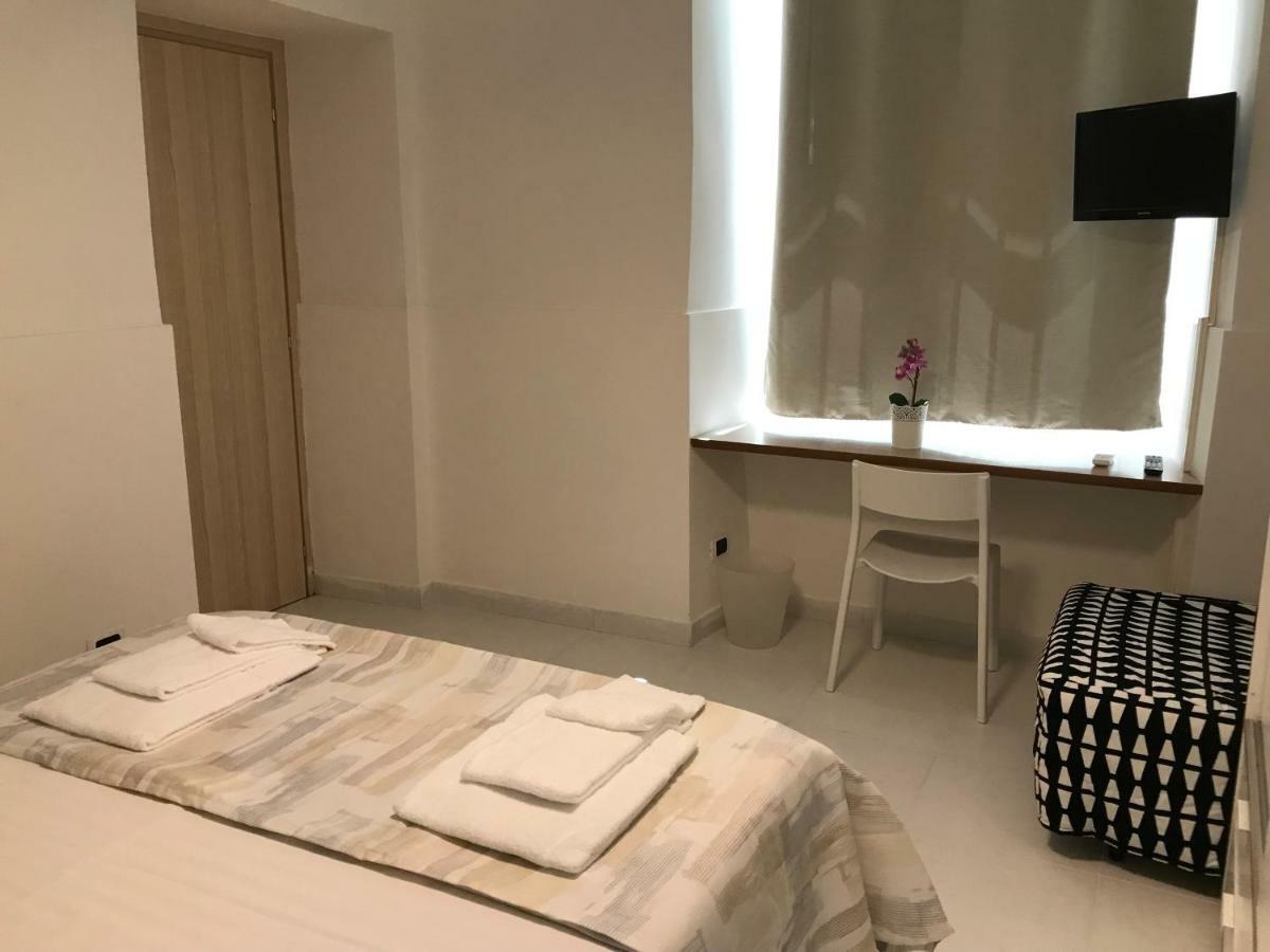 מלון נאפולי La Casa Di Flo מראה חיצוני תמונה