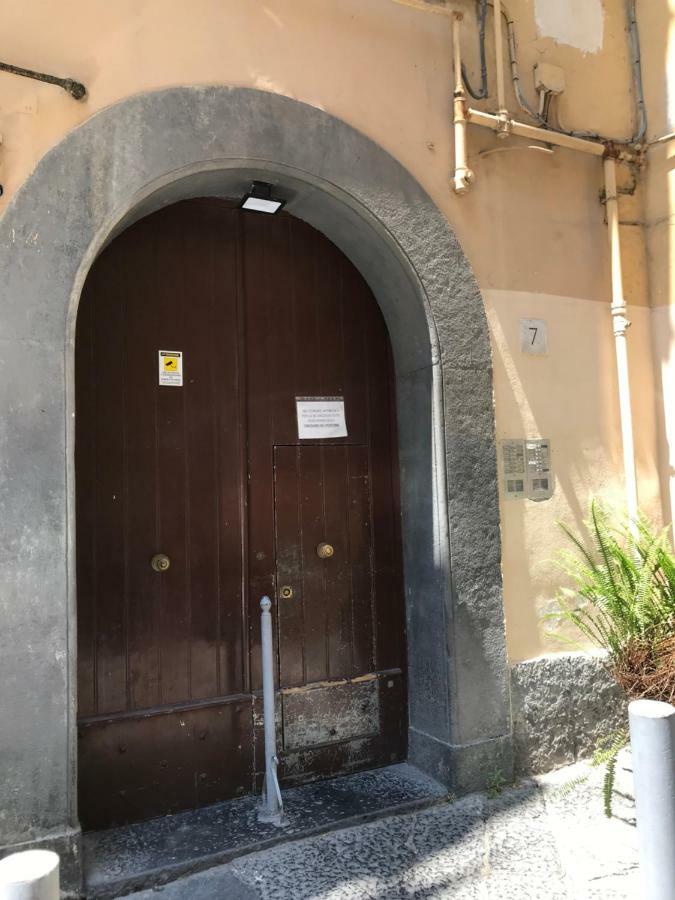 מלון נאפולי La Casa Di Flo מראה חיצוני תמונה